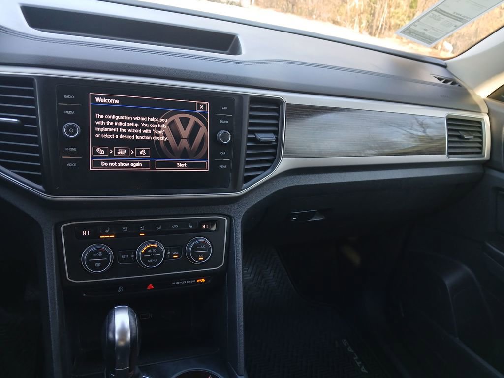 Used 2019 Volkswagen Atlas SE image 17