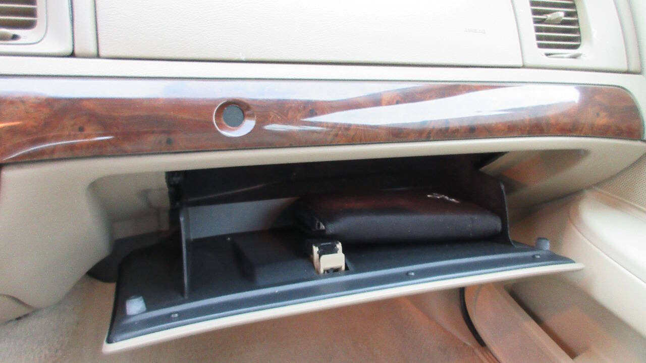 Used 2006 Mercury Grand Marquis LS RWD image 36