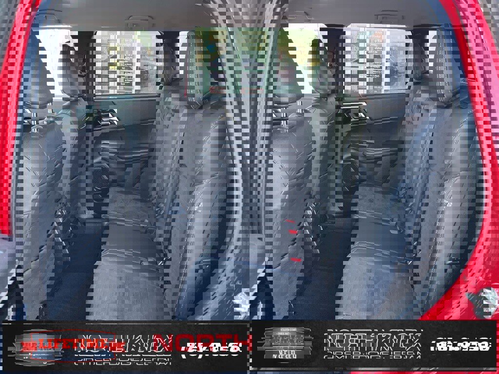 Used 2024 Mitsubishi Outlander SE image 12