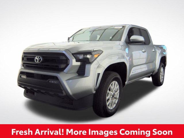 Used 2025 Toyota Tacoma SR5
