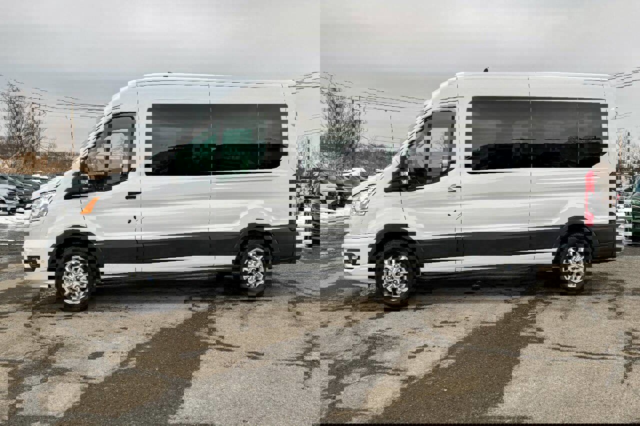 Used 2021 Ford Transit 350 XLT image 6