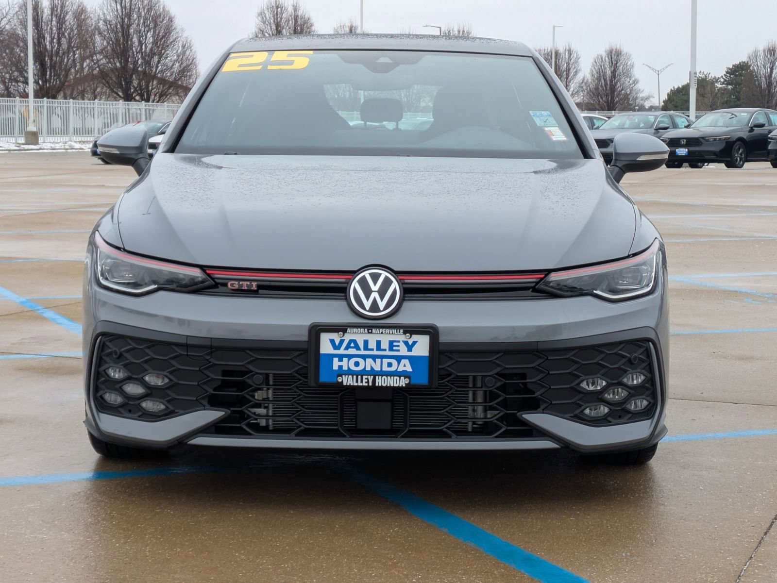 Used 2025 Volkswagen GTI SE image 3