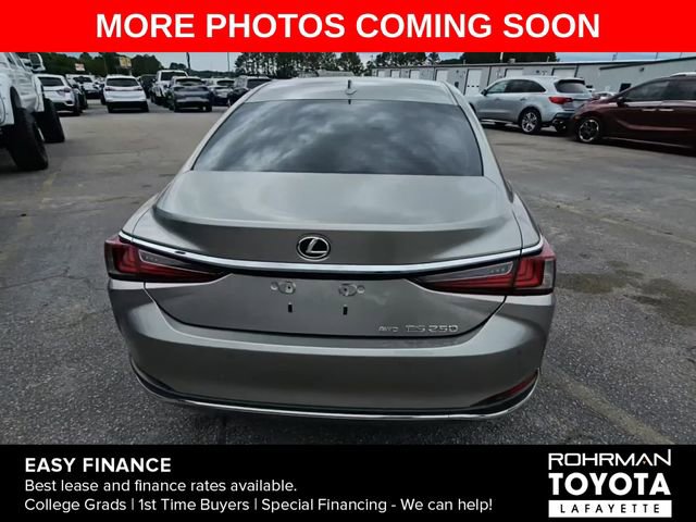 Used 2021 Lexus ES 250 w/ Premium Package AWD/4WD image 3