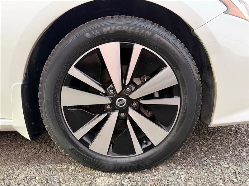Used 2019 Nissan Altima 2.5 SV image 10