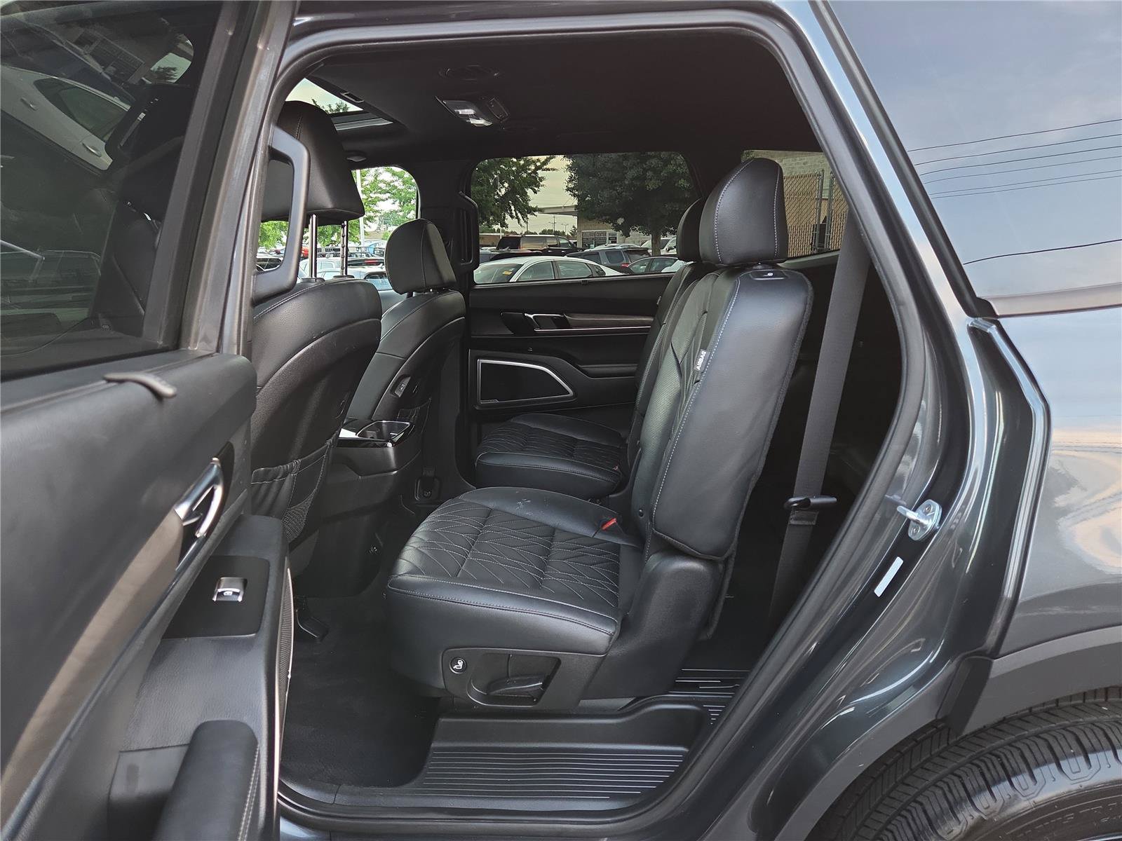 Used 2023 Kia Telluride EX X-Line AWD/4WD image 23
