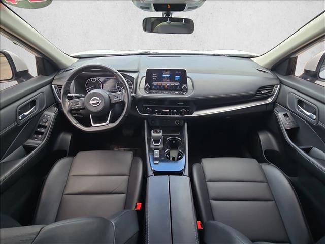 Used 2024 Nissan Rogue SV w/ SV Premium Package FWD image 16