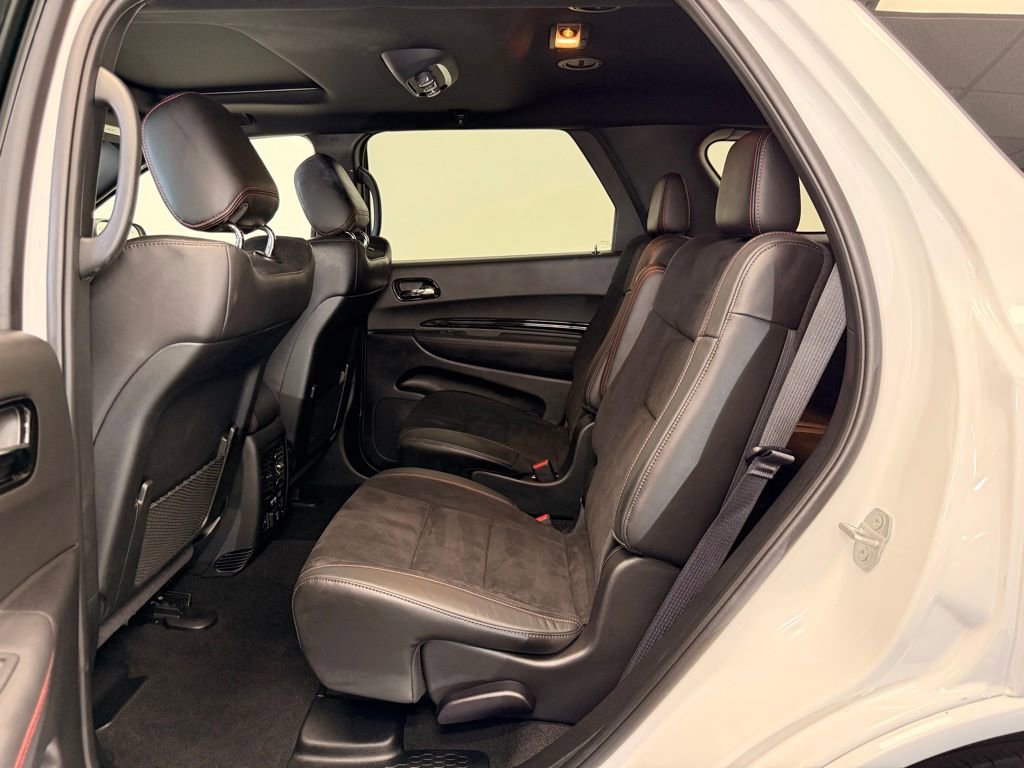 Used 2025 Dodge Durango GT AWD/4WD image 7