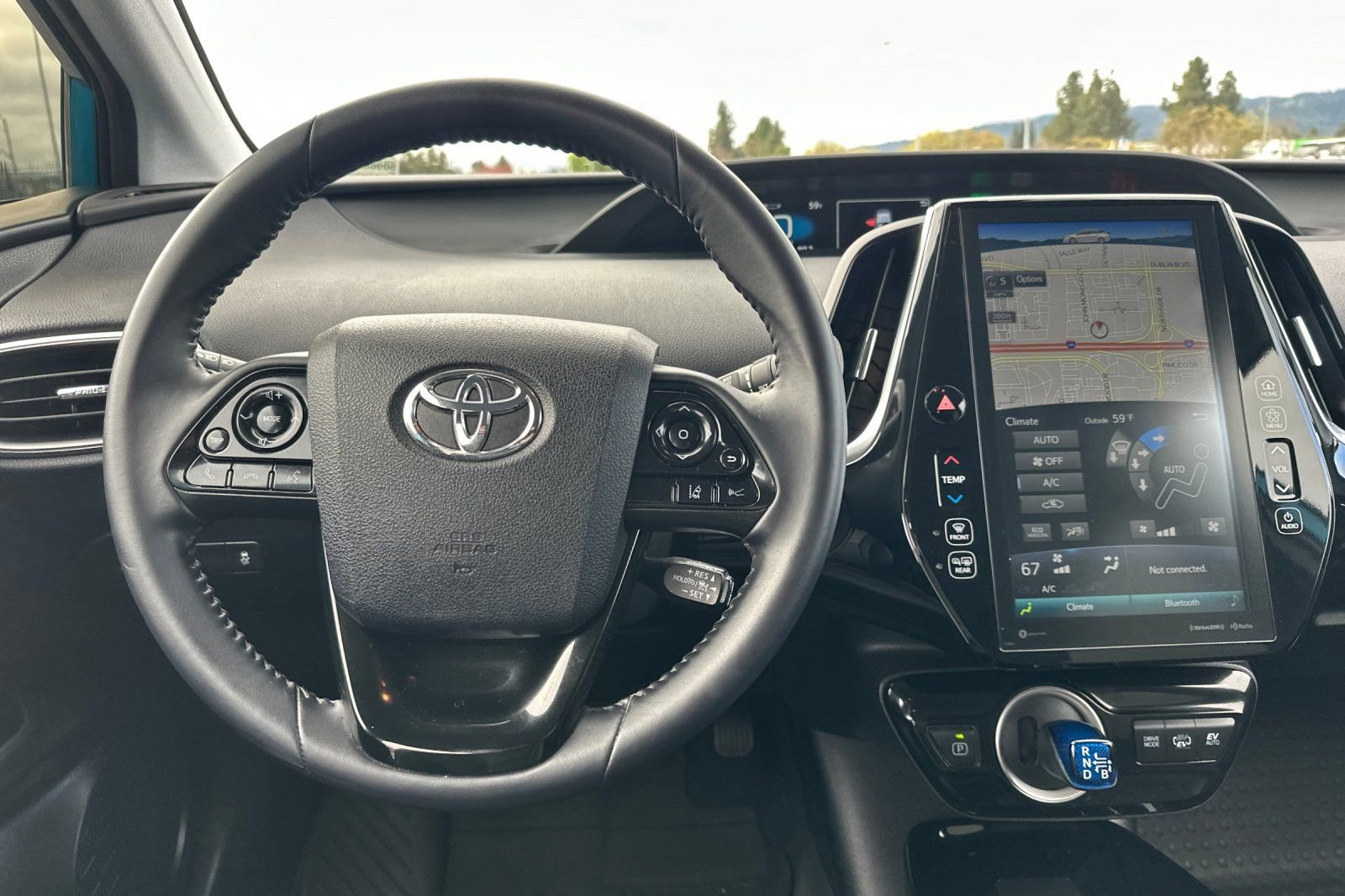 Used 2022 Toyota Prius Prime XLE image 16