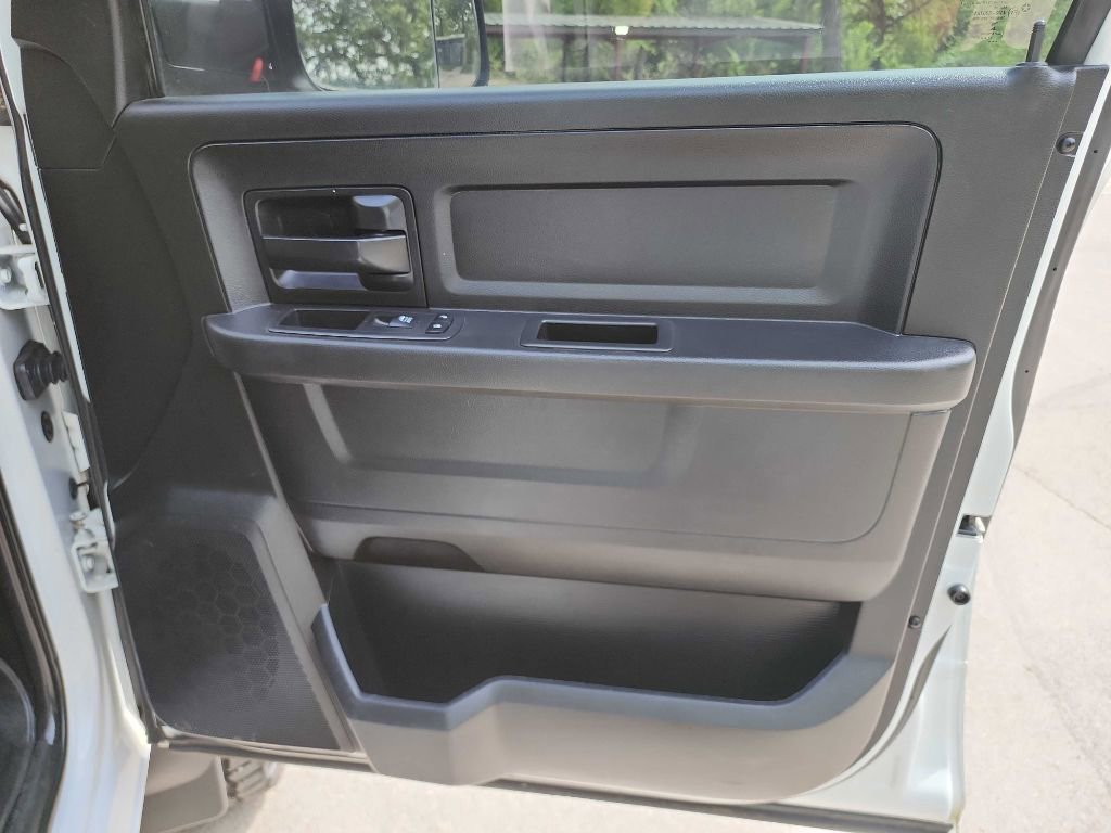 Used 2018 RAM 2500 Tradesman w/ Popular Equipment Group AWD/4WD image 32