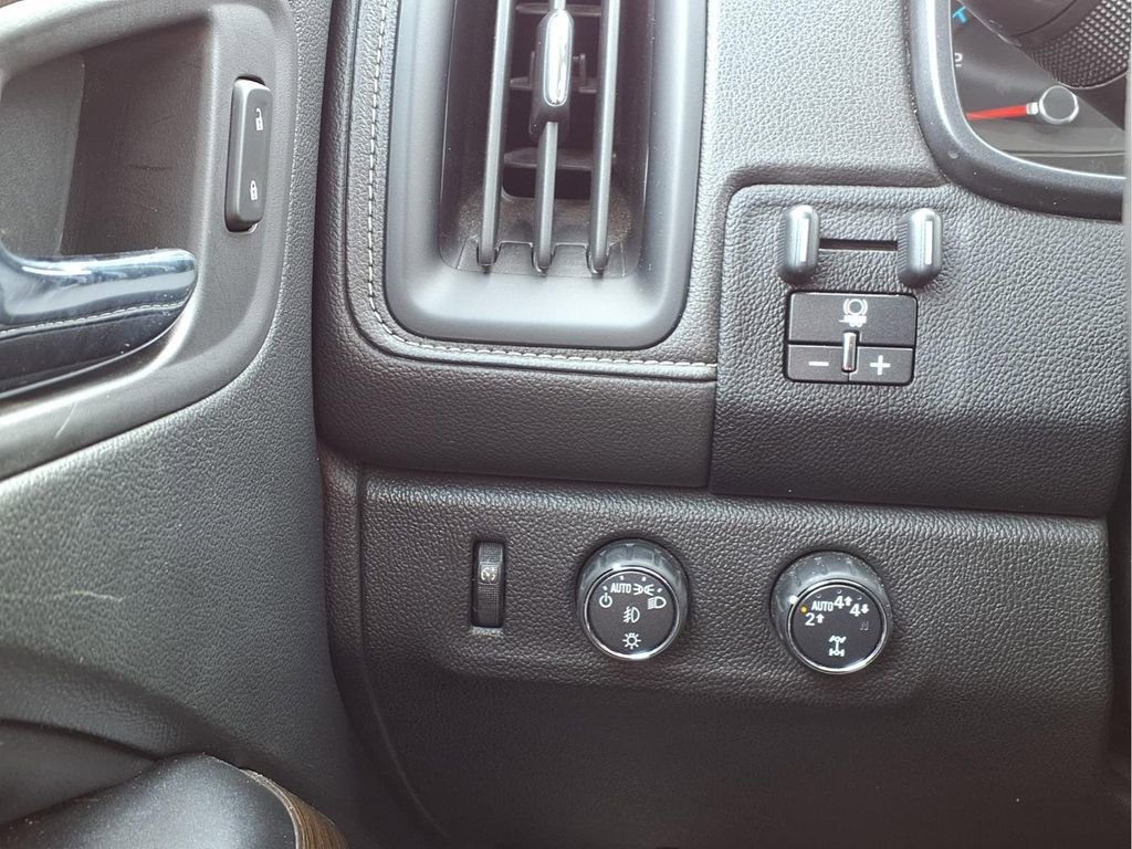 Certified 2019 GMC Canyon Denali image 13