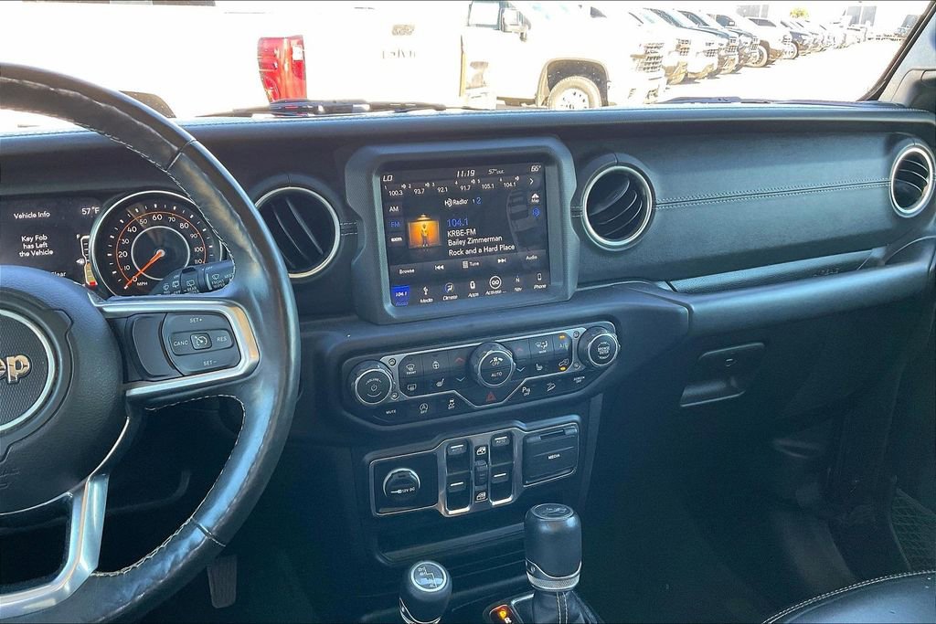 Used 2019 Jeep Wrangler Unlimited Sahara image 9
