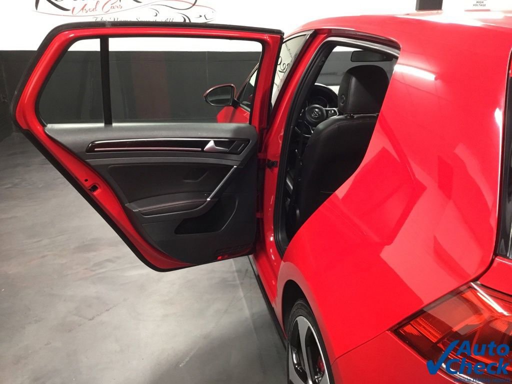 Used 2015 Volkswagen GTI SE w/ Lighting Package (SEL) FWD image 26