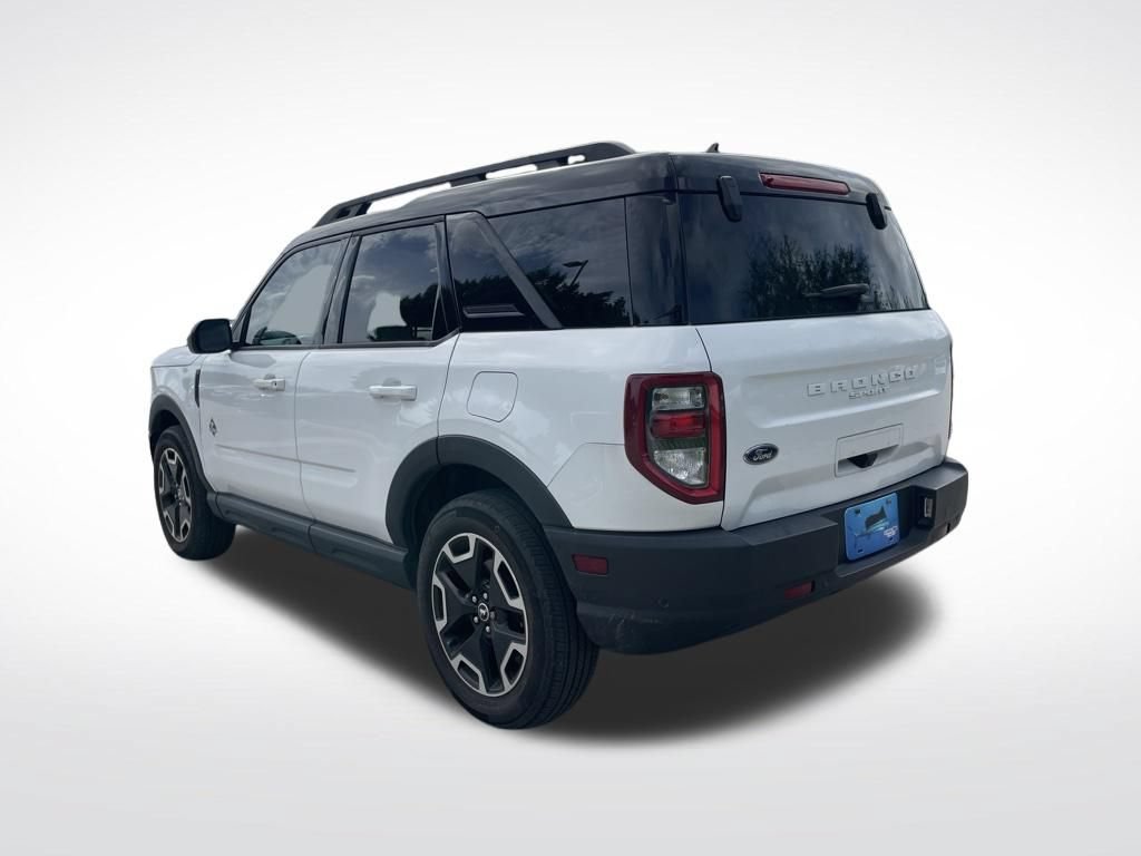 Used 2023 Ford Bronco Sport Outer Banks w/ Tech Package AWD/4WD image 5