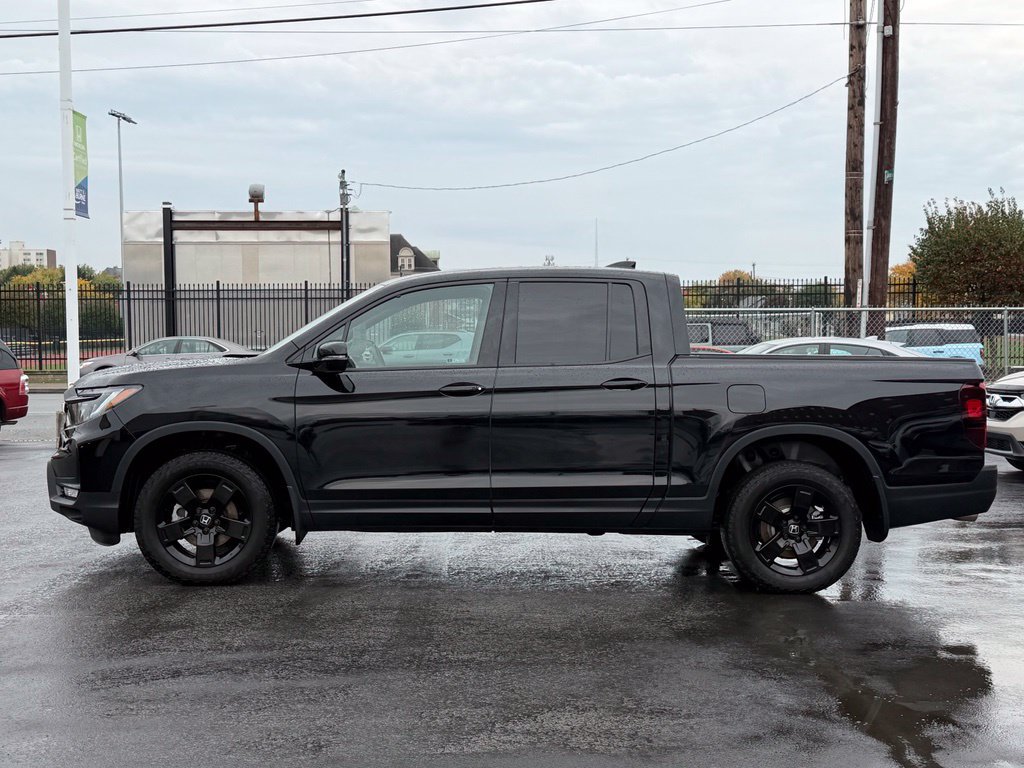 Certified 2025 Honda Ridgeline Black Edition image 27