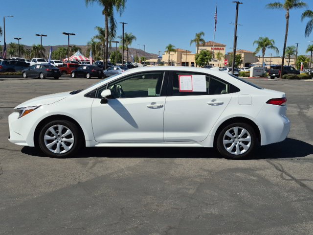 Used 2025 Toyota Corolla LE FWD image 9