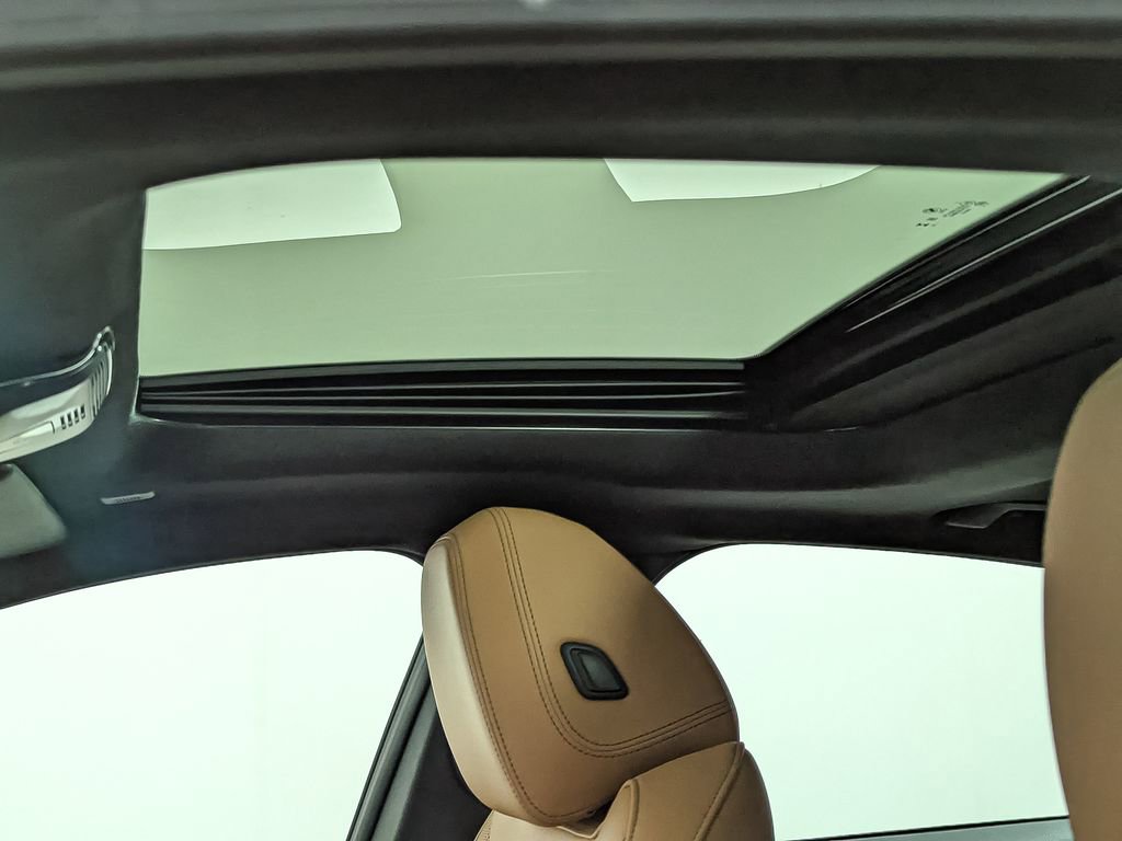 Used 2025 BMW i4 xDrive40i w/ M Sport Package image 11