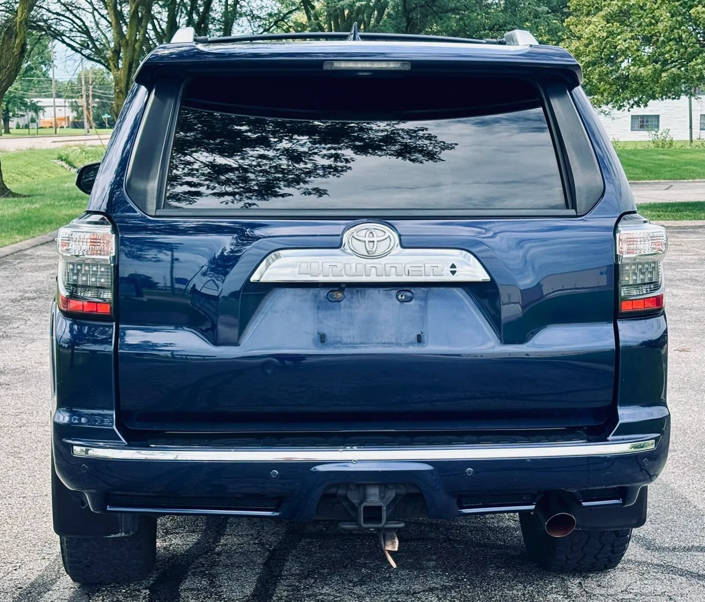 Used 2016 Toyota 4Runner Limited RWD image 10