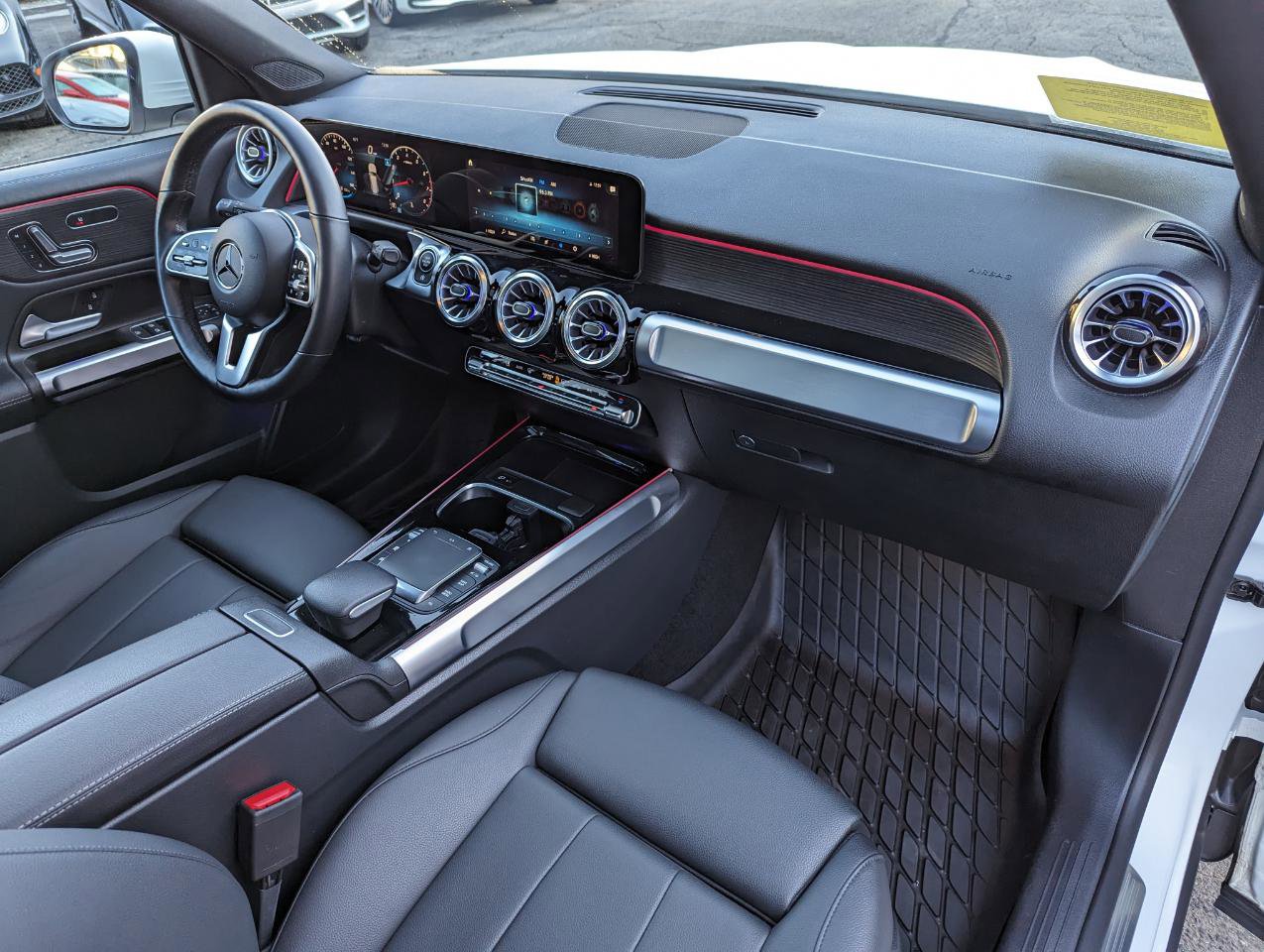 Used 2023 Mercedes-Benz GLB 250 GLB 250 4MATIC SUV image 33