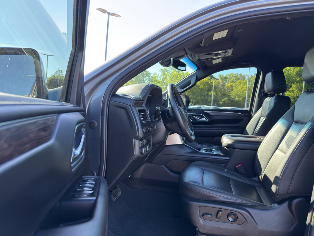 Used 2022 Chevrolet Suburban Z71 AWD/4WD image 10