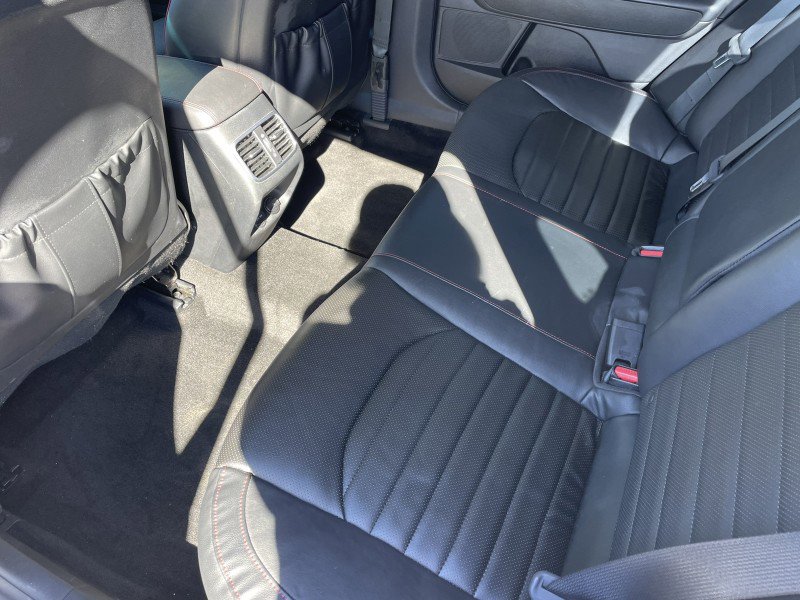 Used 2019 Kia Optima SX image 12