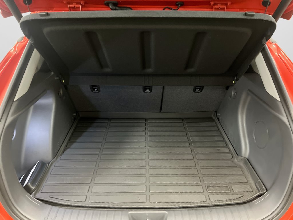 Used 2025 Hyundai Kona Limited FWD image 28