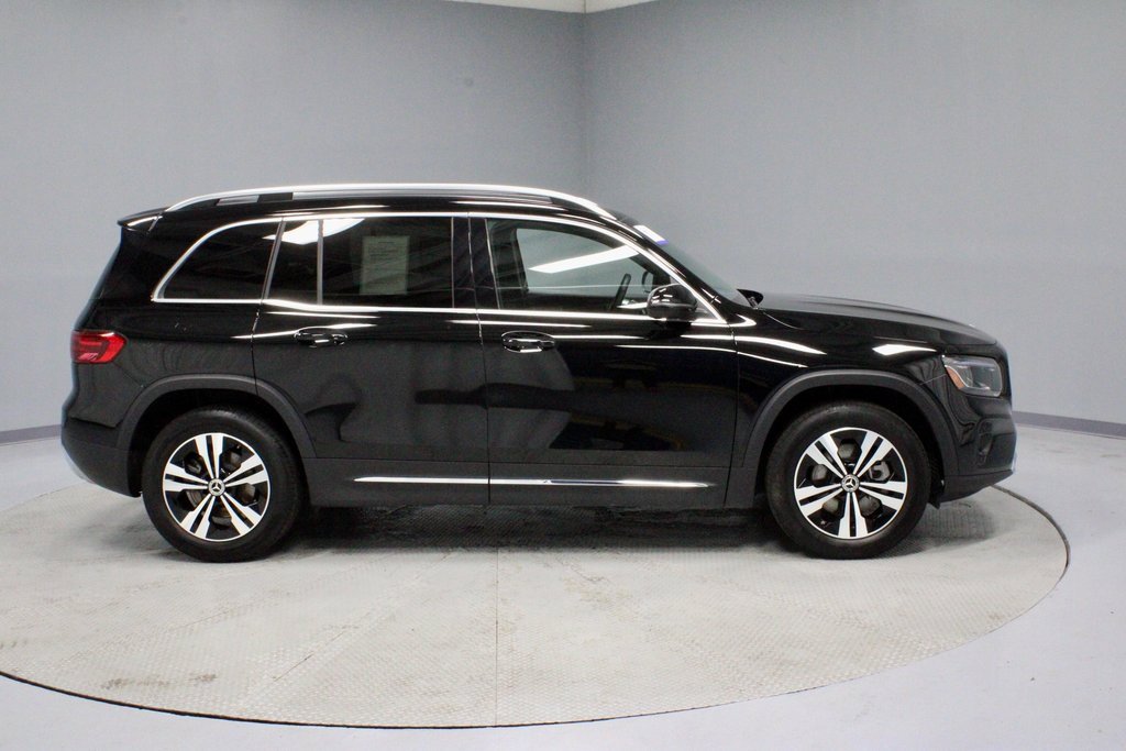 Used 2025 Mercedes-Benz GLB 250 image 12