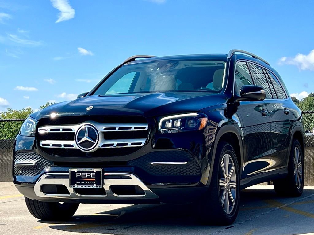 Certified 2023 Mercedes-Benz GLS 450 4MATIC image 4