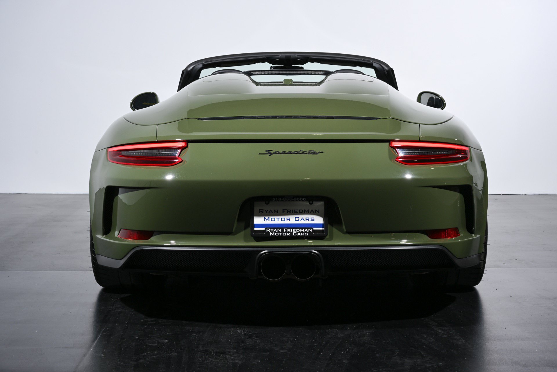Used 2019 Porsche 911 Speedster RWD image 11