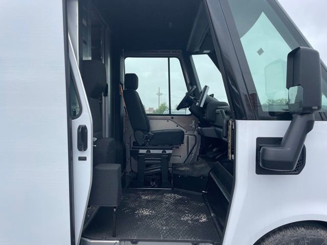 New 2025 Chevrolet Brightdrop 400 w/ Battery Pack, Max Range image 12