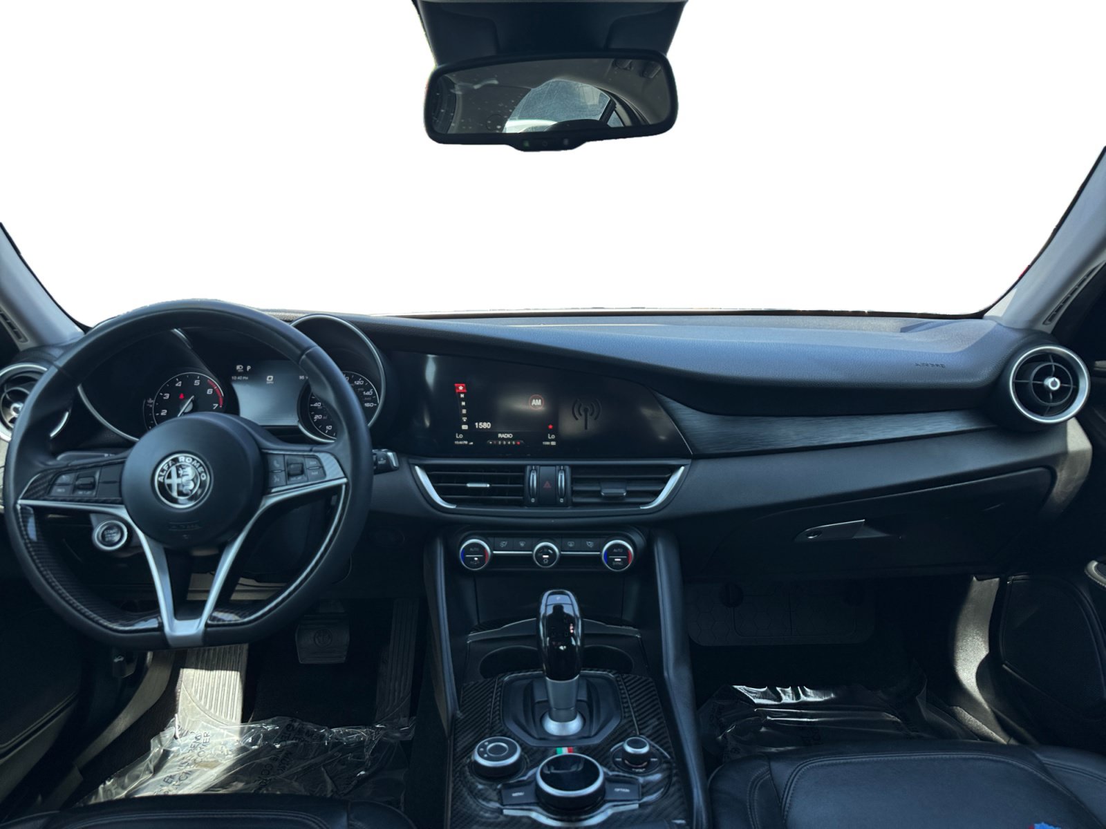 Used 2017 Alfa Romeo Giulia RWD image 10
