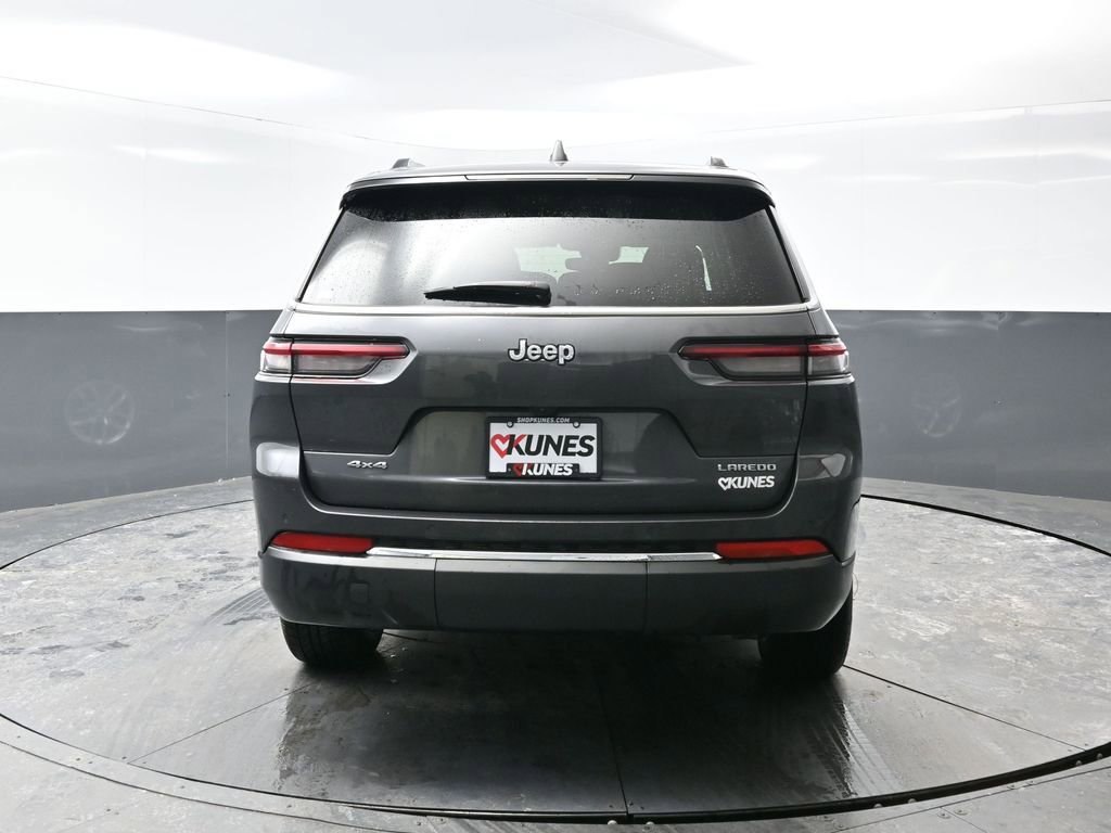 Used 2023 Jeep Grand Cherokee L Laredo image 13