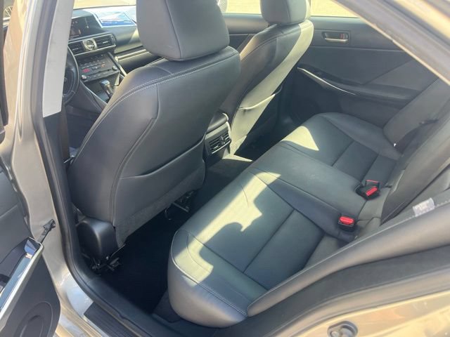 Used 2018 Lexus IS 300 w/ Accessory Package 2 RWD image 28