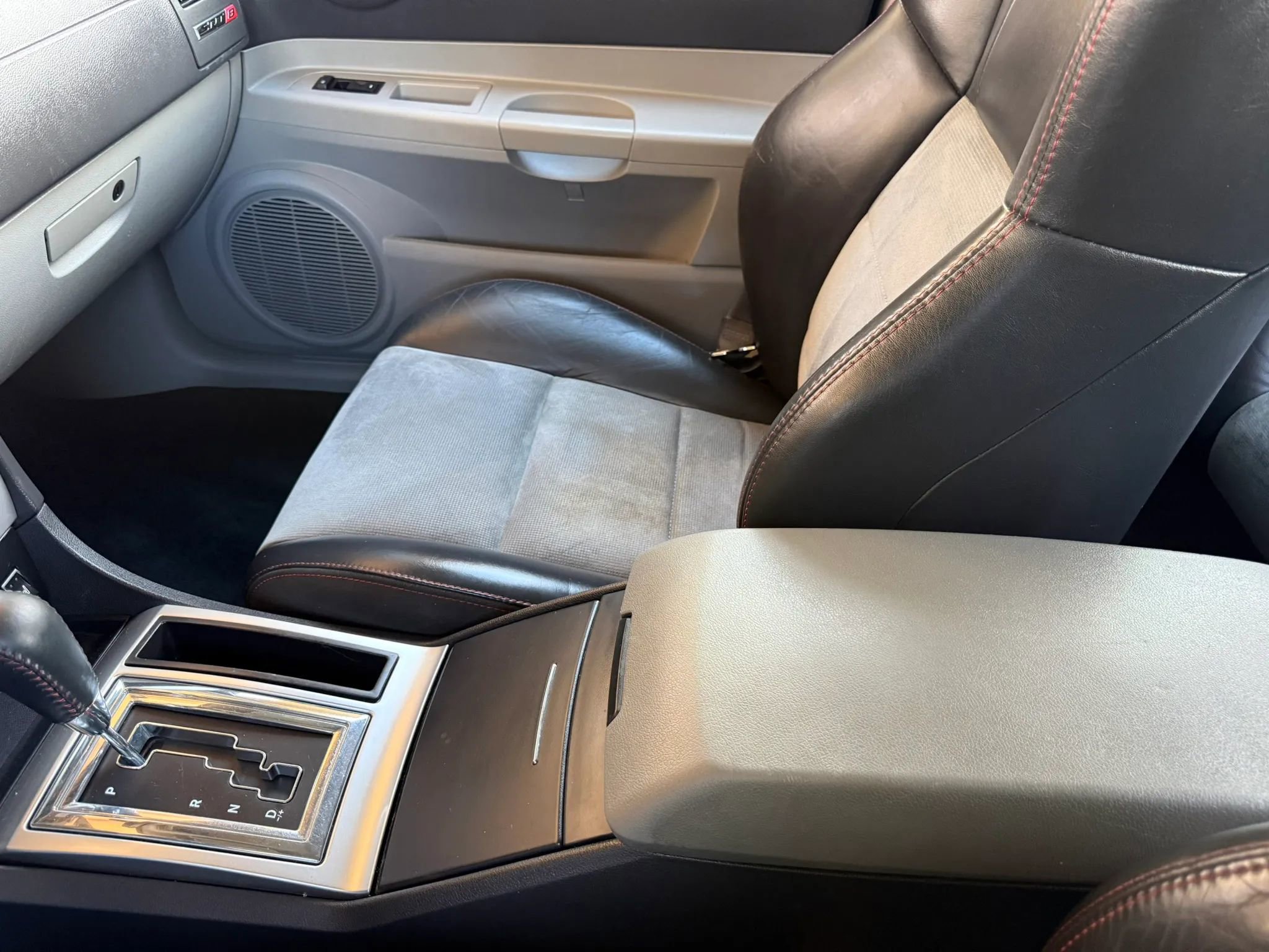 Used 2006 Dodge Charger SRT8 w/ SRT Option Group III image 37