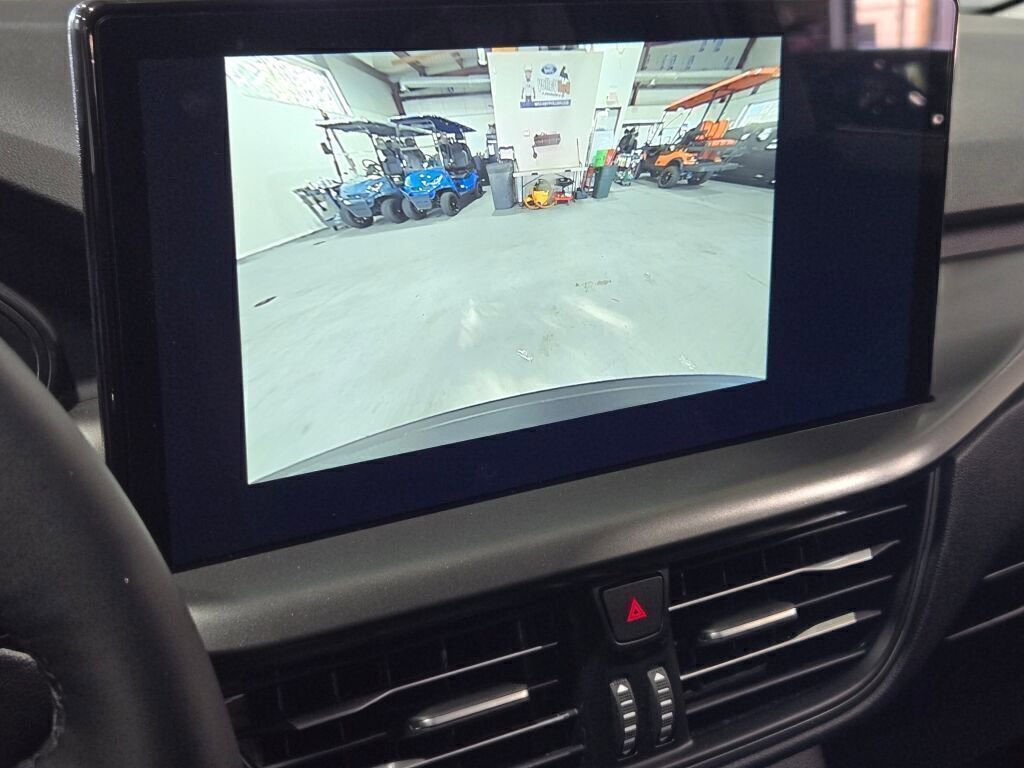 New 2025 Ford Escape SE w/ Class II Trailer Tow Package image 29