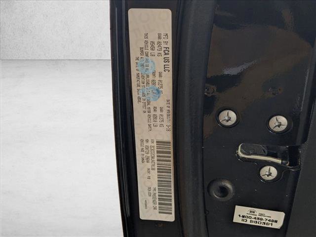 Used 2018 Dodge Challenger SRT Hellcat image 25