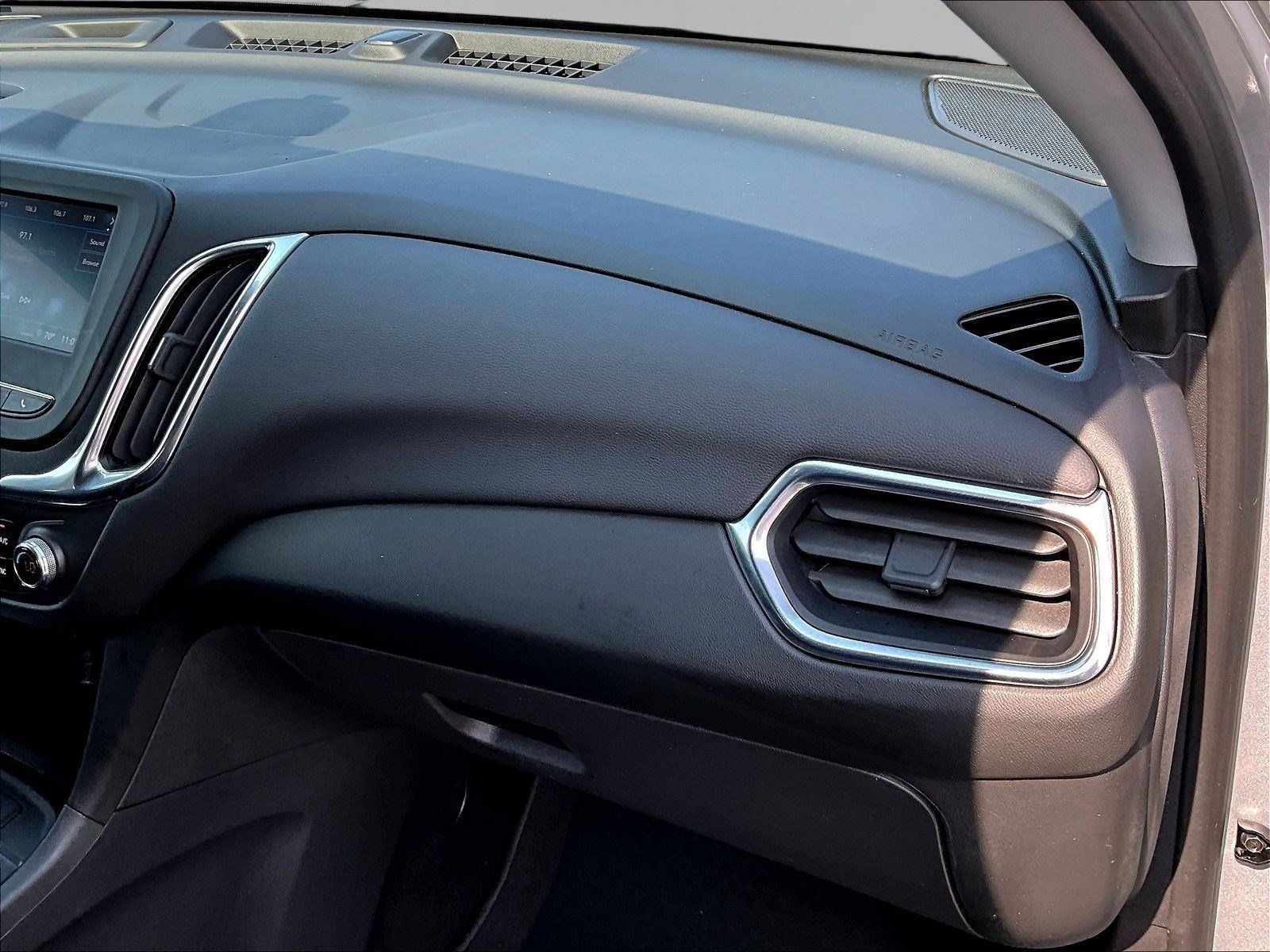 Used 2022 Chevrolet Equinox LT FWD image 26
