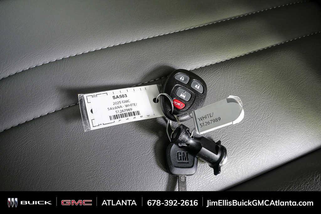 New 2025 GMC Savana 2500 w/ Driver Convenience Package RWD image 19