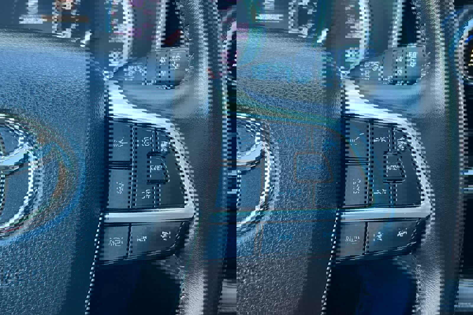 Used 2023 Toyota Highlander XLE image 33