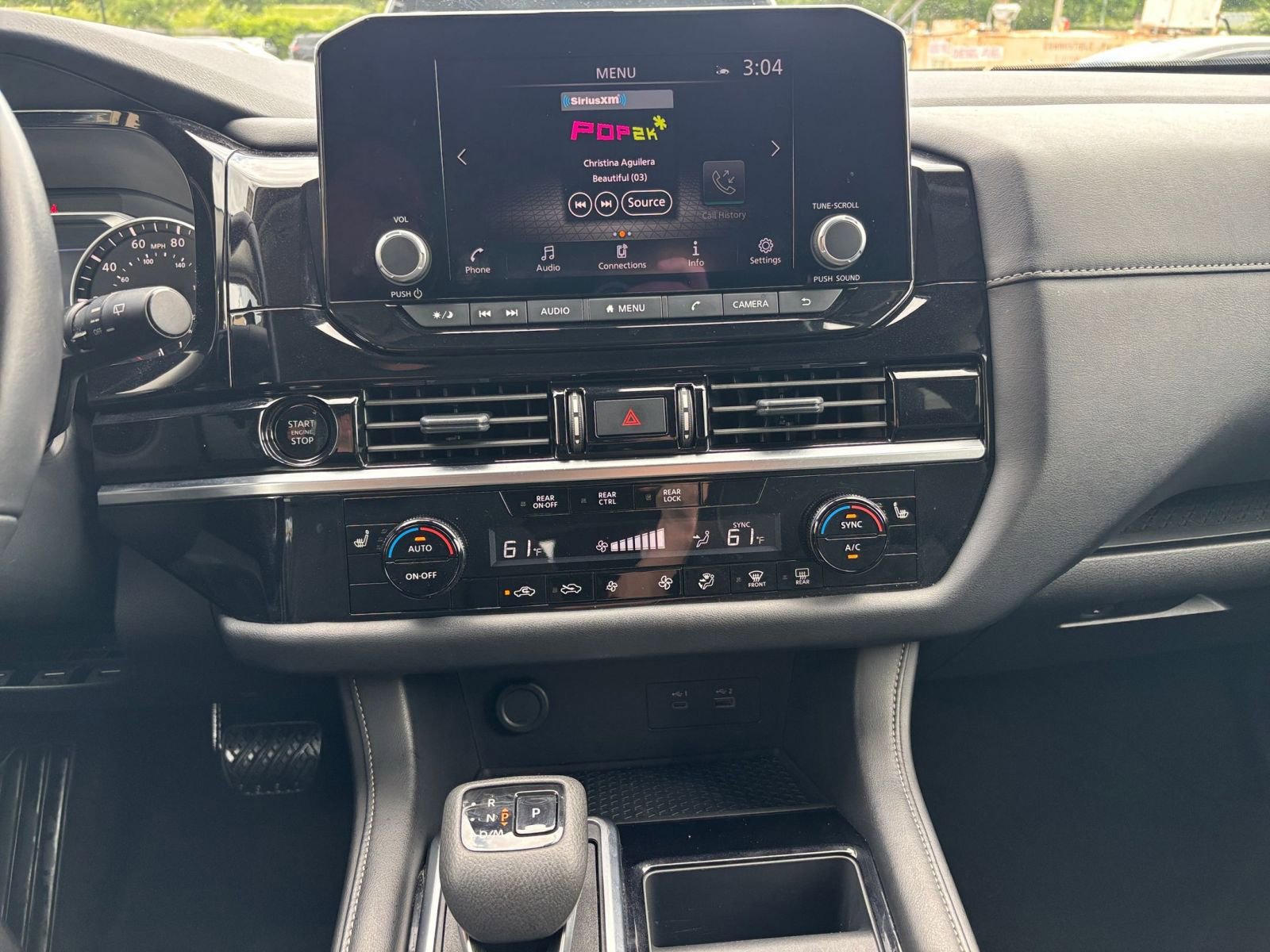 Used 2025 Nissan Pathfinder SV AWD/4WD image 17