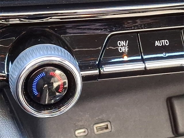 Used 2024 Chevrolet Traverse RS w/ LPO, Floor Liner Package image 21