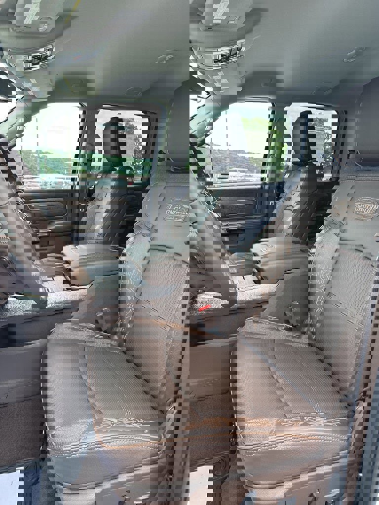 New 2025 RAM 2500 Limited image 11