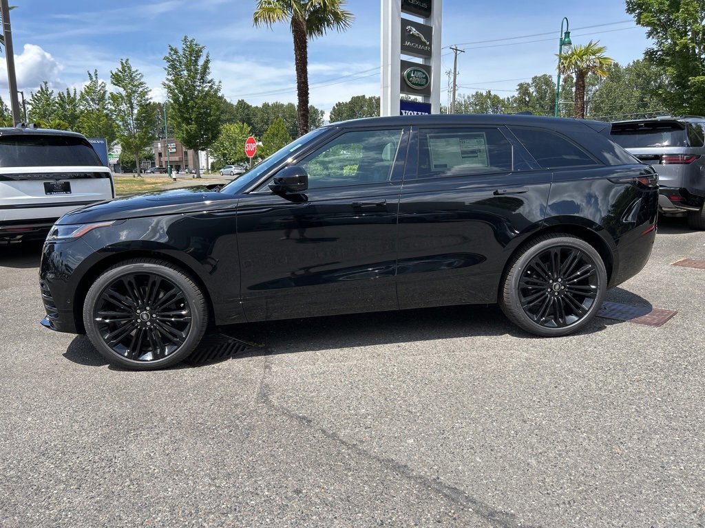 New 2026 Land Rover Range Rover Velar Dynamic SE image 2