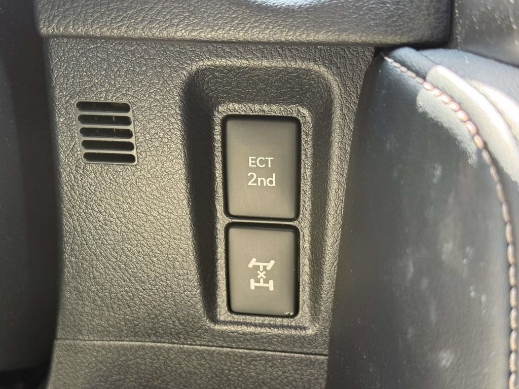 Used 2023 Lexus GX 460 Premium w/ Premium Package AWD/4WD image 24