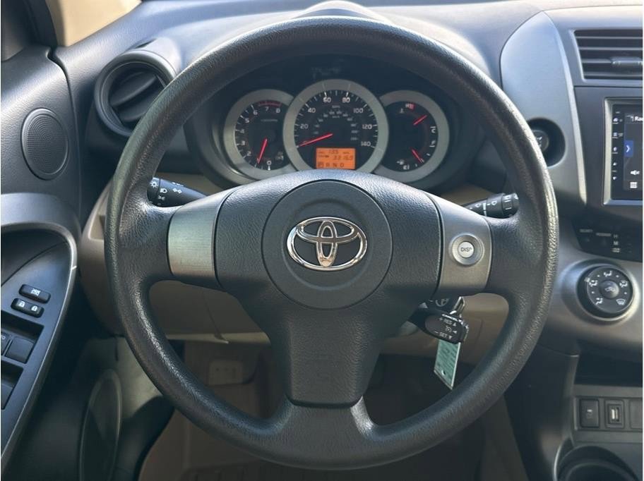 Used 2011 Toyota RAV4 AWD w/ Base L4 Extra Value Pkg image 16