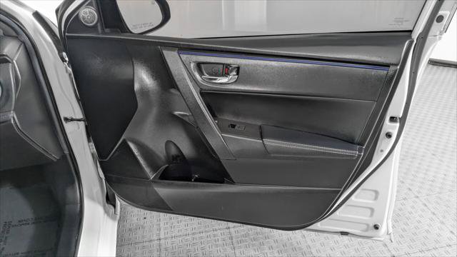 Used 2018 Toyota Corolla SE FWD image 22