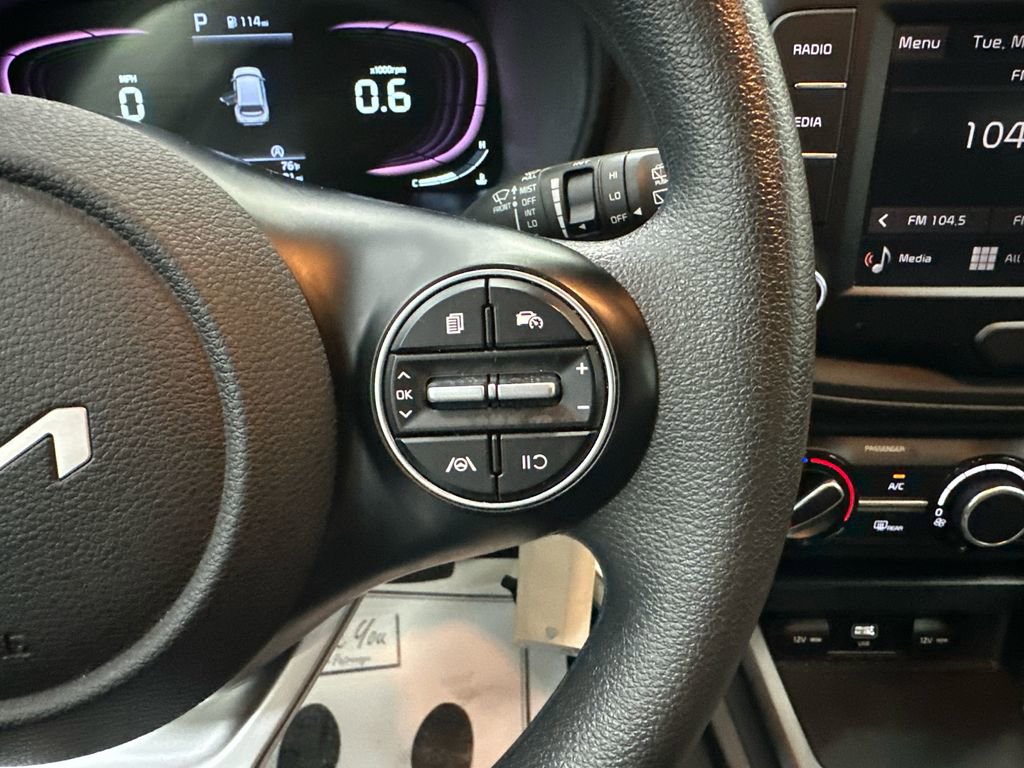 Used 2024 Kia Soul LX w/ Option Group 015 FWD image 25
