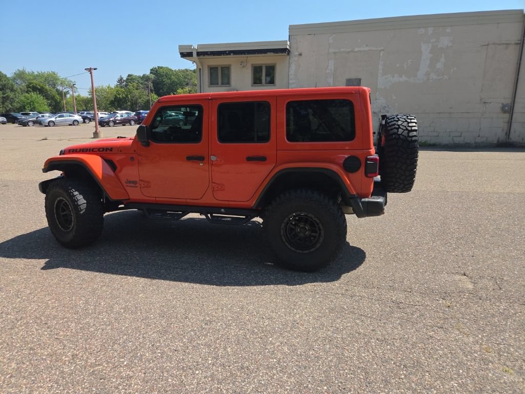 Used 2019 Jeep Wrangler Unlimited Rubicon w/ Cold Weather Group AWD/4WD image 9