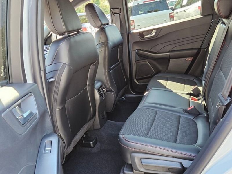 New 2026 Ford Escape ST-Line image 7