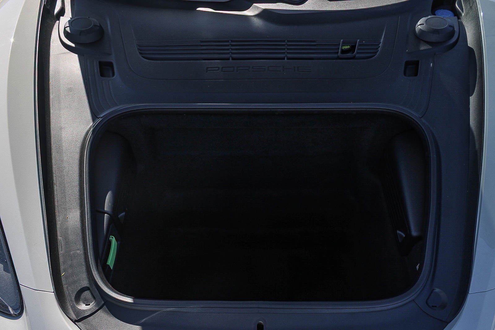 Used 2025 Porsche 718 Boxster image 32