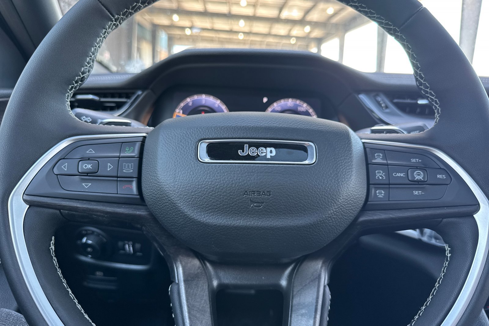 New 2026 Jeep Grand Cherokee Limited w/ Limited Altitude Package image 22